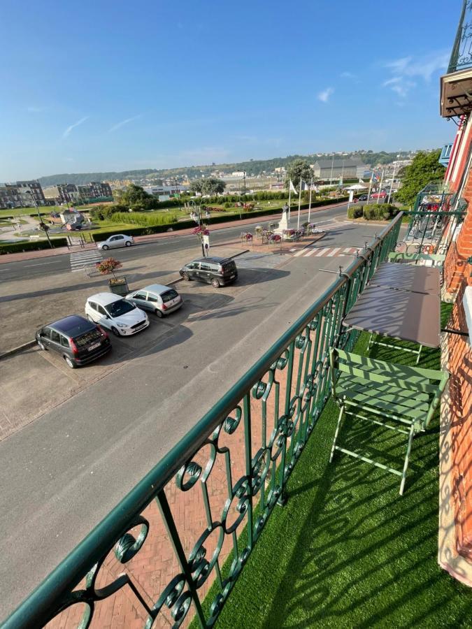 Appart Lumineux Avec Balcon Proche Mer Local Velo Et Deux Velos Мер-ле-Бен Екстер'єр фото